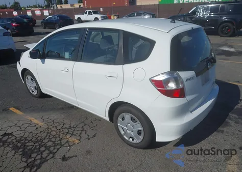 2013 Honda Fit из США, поврежденный, VIN JHMGE8H37DC050667